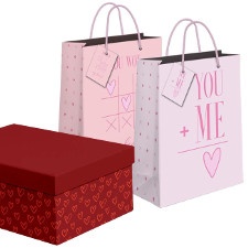 Borse e scatole regalo per San Valentino