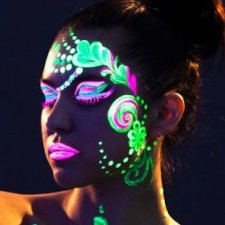 Trucco fluorescente