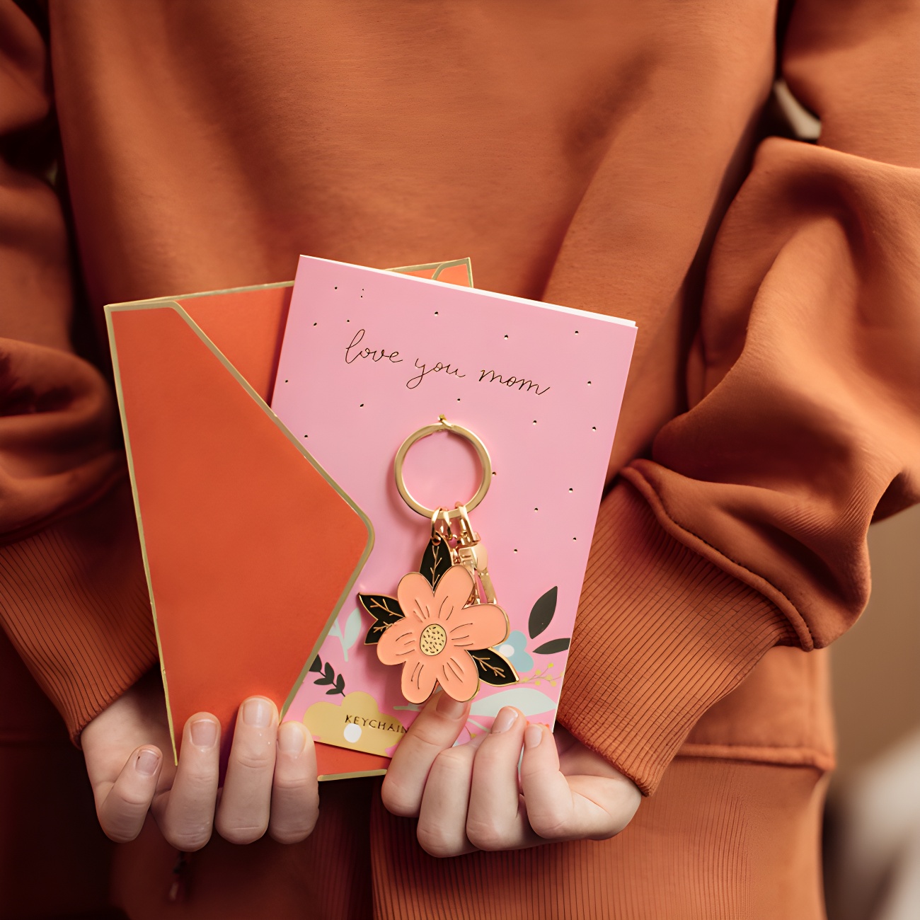 Biglietto Di Auguri Hallmark Per Compleanno Della Mamma – Design Classico Con Scritta Love You, Dettagli Oro E Cuore 3D, Con Busta