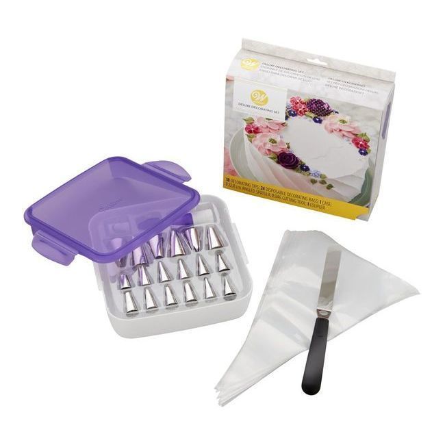 Kit per decorazione da pasticceria - Wilton - 46 unità per 51,00 €