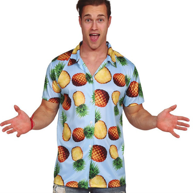 Vista frontal del camicia ananas hawaiana da uomo