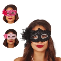 Maschera decorata con fiore