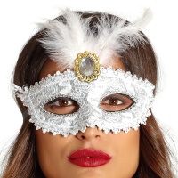 Maschera decorata con piuma e fiore bianco