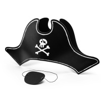 Cappellino da pirata in cartone e toppa