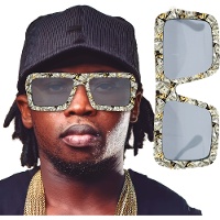 Occhiali con stampa di banconote