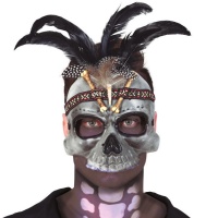 Maschera voodoo con piume