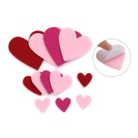 Cuori adesivi di feltro rosso e rosa