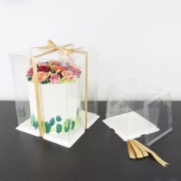 Scatola per dolci trasparente con fiocco 15 x 15 x 18 cm - PME