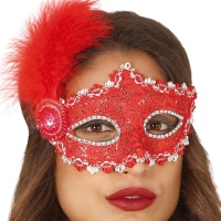 Maschera rossa con pizzo e piume