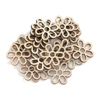 Sagome di fiori in legno da 3 cm - 20 pezzi.