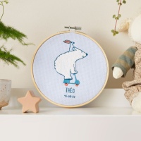 Kit di ricamo personalizzabile con scatola regalo - Orso polare su monopattino - DMC