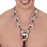 Collana di teschi e ossa