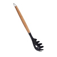 Cucchiaio per pasta di 32 cm nero con manico in legno di faggio